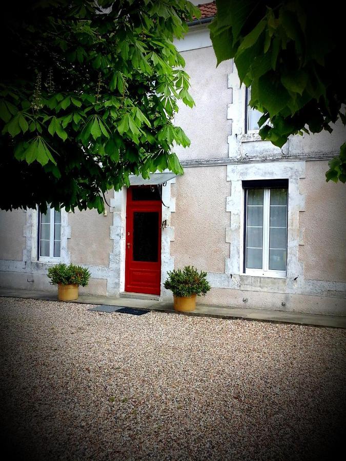 安妮住宿加早餐旅馆 Saint-Martin-de-Gurçon 外观 照片