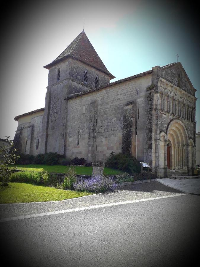 安妮住宿加早餐旅馆 Saint-Martin-de-Gurçon 外观 照片